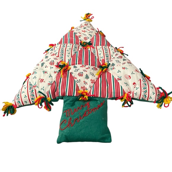 2 Quilted Patchwork Christmas Trees 22” Wall Hangings Pillows Vintage Kitsch - Picture 13 of 13